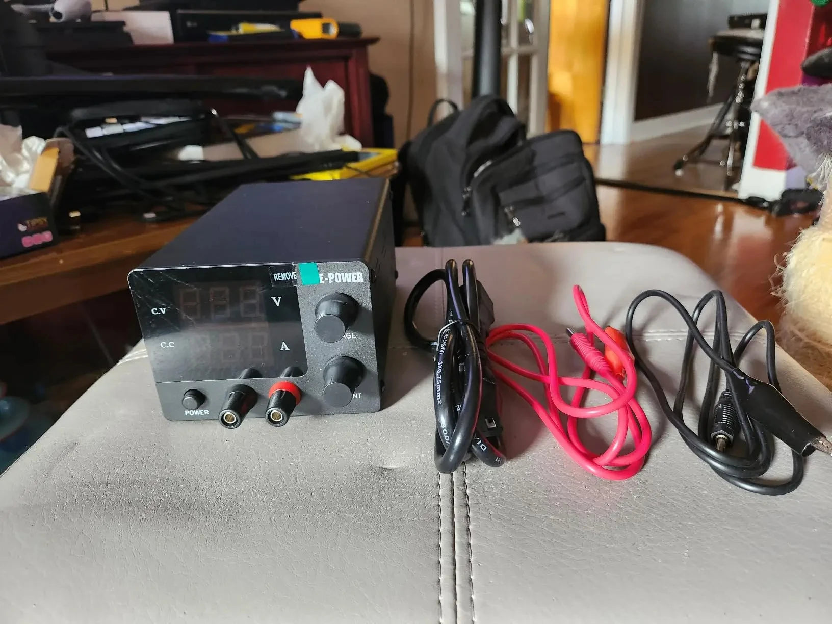 KUAIQU SPS3010S DC Power Supply 30V 10A Lab Power Source OCP OVP OUTPUT Switching Voltage Regulator Phone Repair Plating Testes